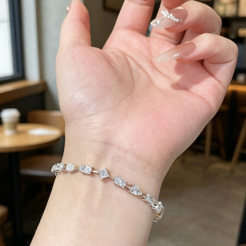 VANTYRE lab grown diamond bracelet or bangle.