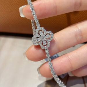 VANTYRE lab grown diamond bracelet or bangle.