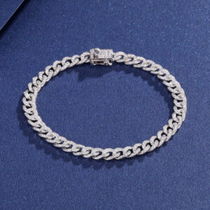 VANTYRE lab grown diamond bracelet or bangle.