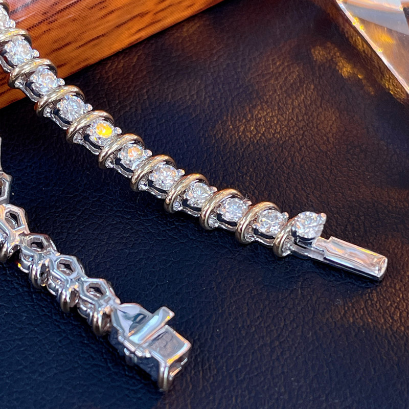 VANTYRE lab grown diamond bracelet or bangle.
