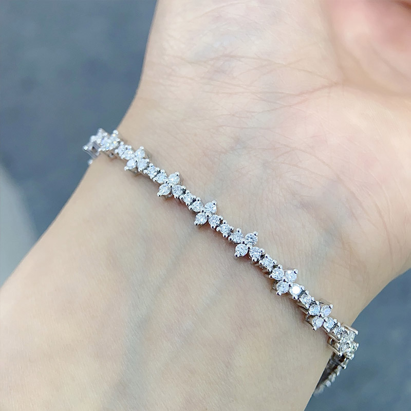 VANTYRE lab grown diamond bracelet or bangle.