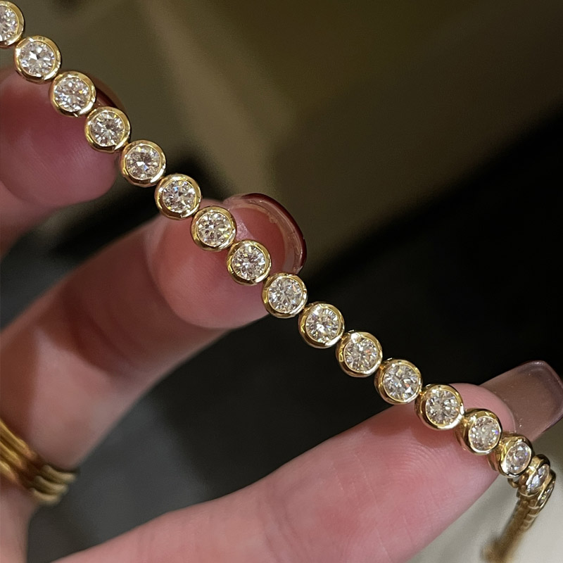 VANTYRE lab grown diamond bracelet or bangle.