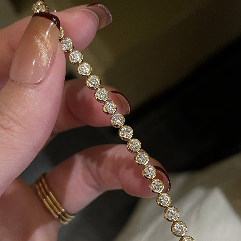 VANTYRE lab grown diamond bracelet or bangle.