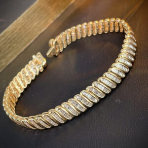 VANTYRE lab grown diamond bracelet or bangle.