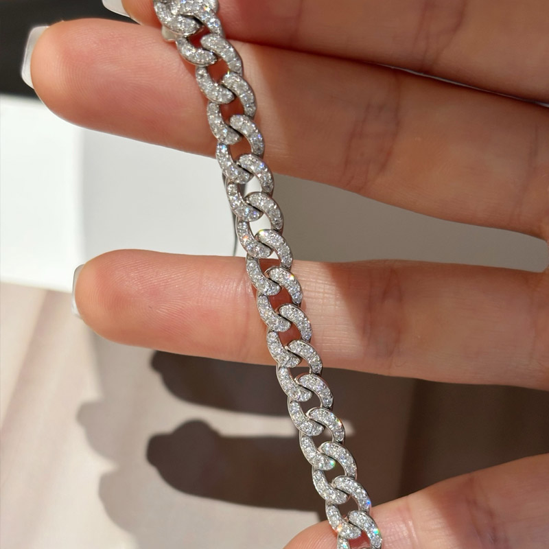 VANTYRE lab grown diamond bracelet or bangle.