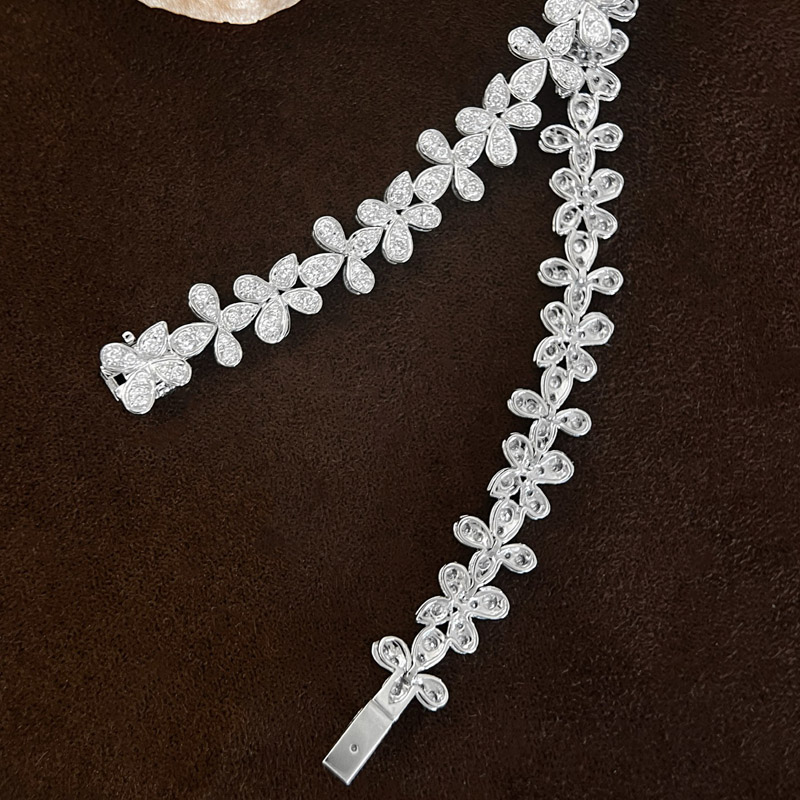 VANTYRE lab grown diamond bracelet or bangle.
