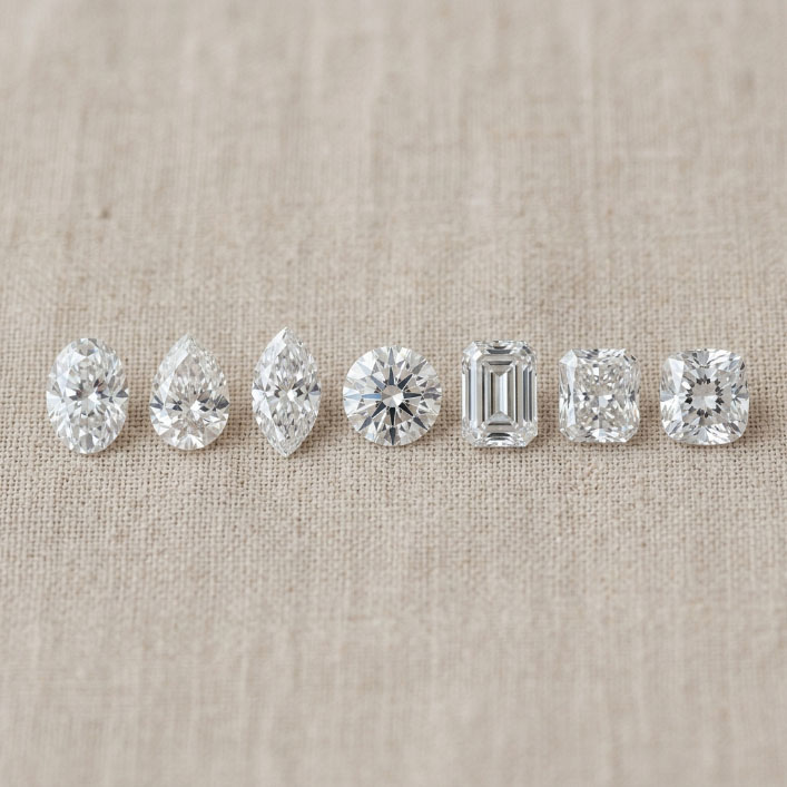 Comparison of diamond shapes showing different face-up visual size.