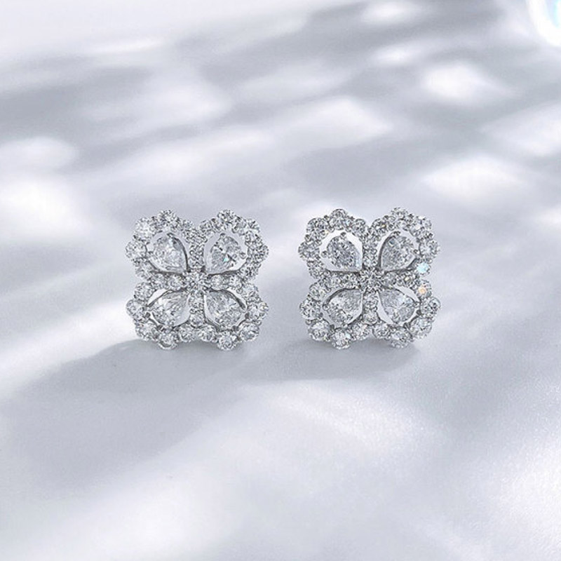 VANTYRE lab grown diamond earrings.