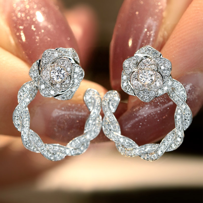 VANTYRE lab grown diamond earrings.
