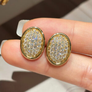 VANTYRE lab grown diamond earrings.