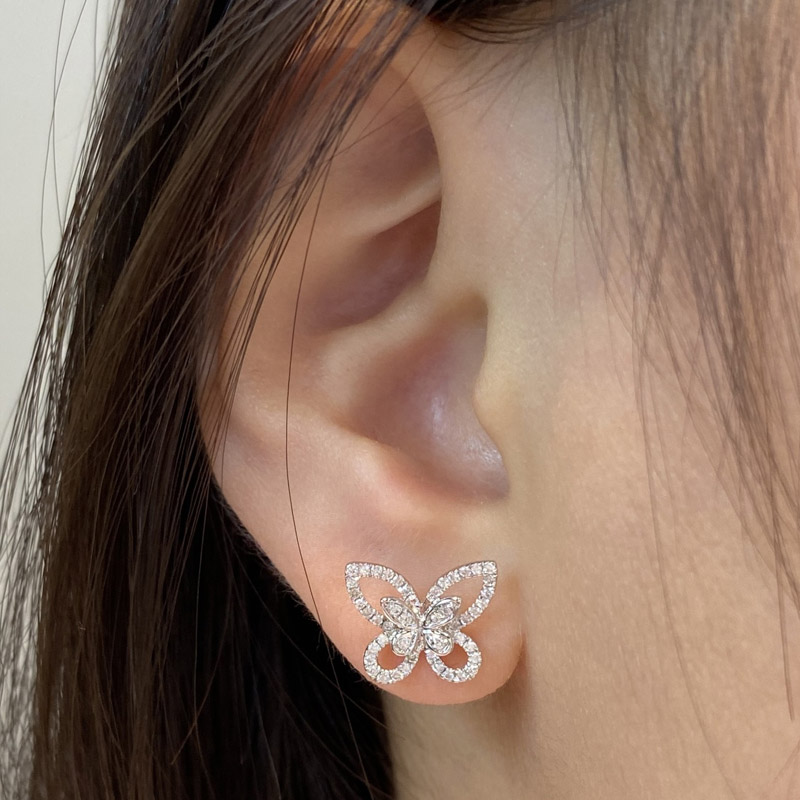VANTYRE lab grown diamond earrings.