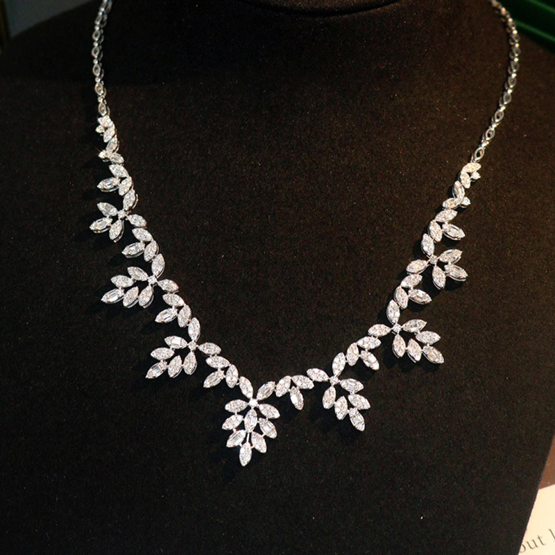 VANTYRE lab grown diamond necklace or pendant.