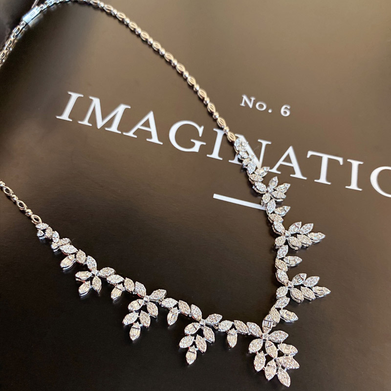VANTYRE lab grown diamond necklace or pendant.
