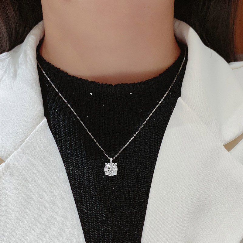 VANTYRE lab grown diamond round necklace or pendant.