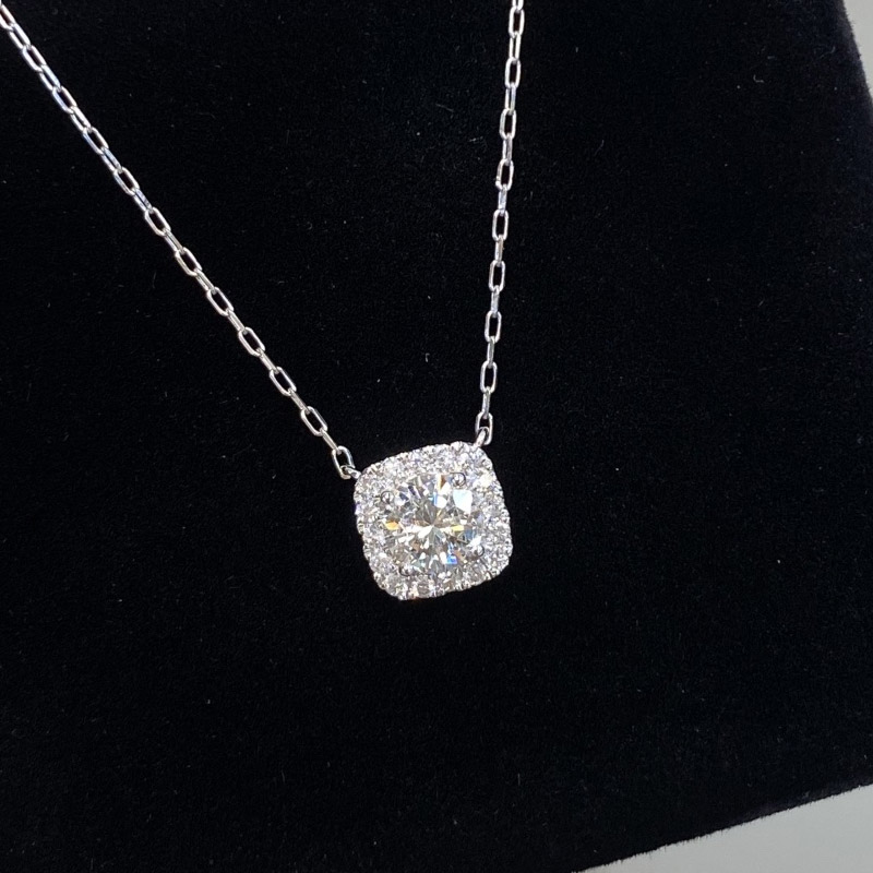 VANTYRE lab grown diamond round necklace or pendant.