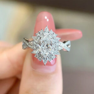 VANTYRE Labgrowndiamond oval Halo Ring