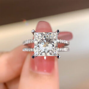 VANTYRE Labgrowndiamond princess Halo Ring