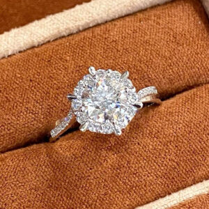 VANTYRE Labgrowndiamond Round Halo Ring