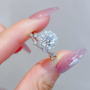 VANTYRE Labgrowndiamond Round Halo Ring